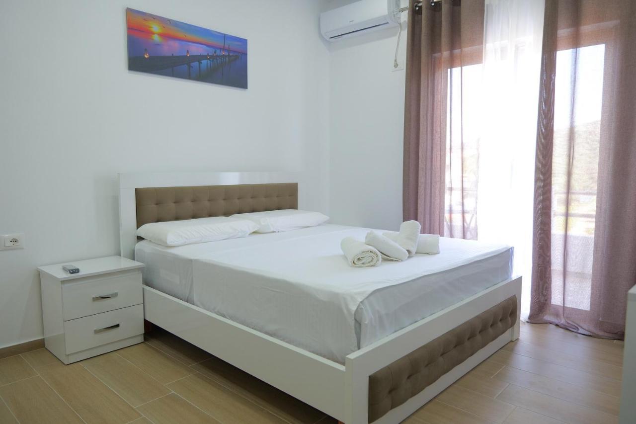 Iljo Apartments Ksamil Exteriér fotografie