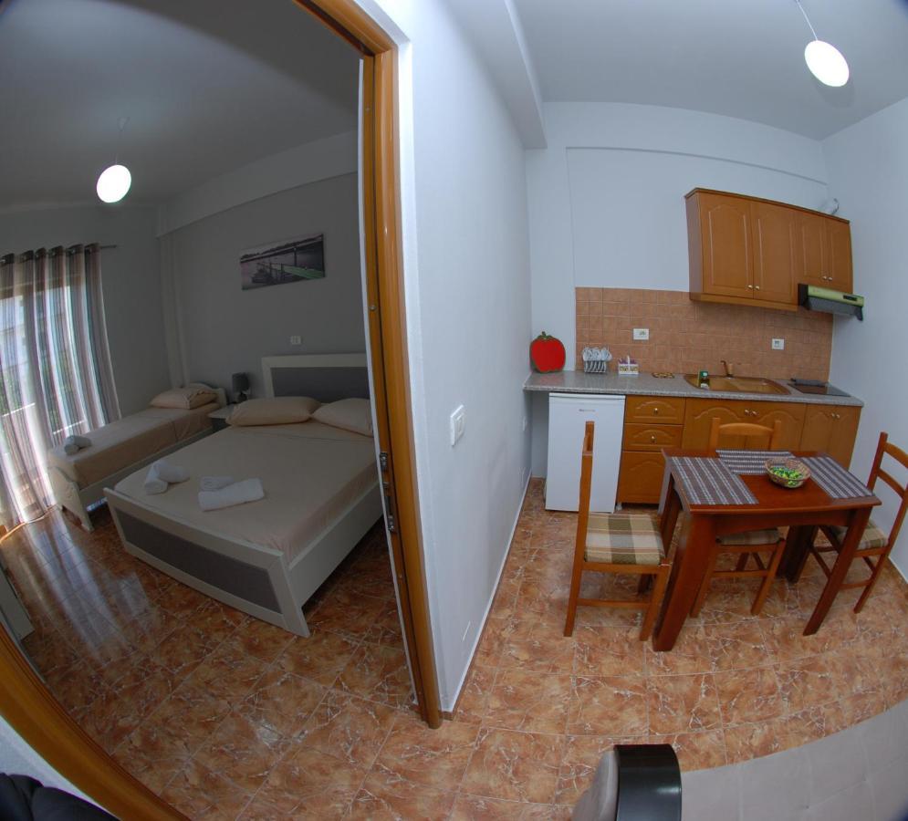 Iljo Apartments Ksamil Exteriér fotografie