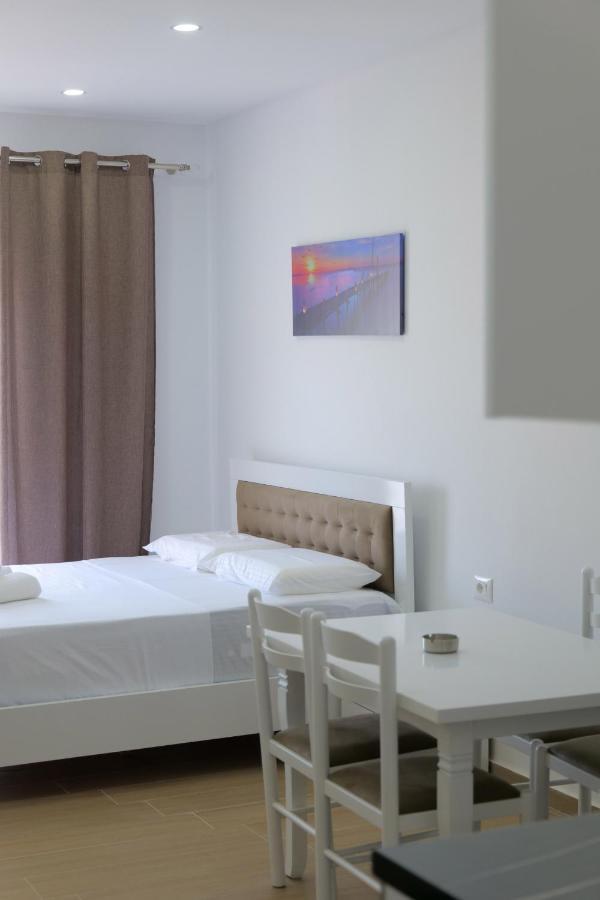 Iljo Apartments Ksamil Exteriér fotografie