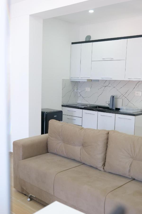 Iljo Apartments Ksamil Exteriér fotografie