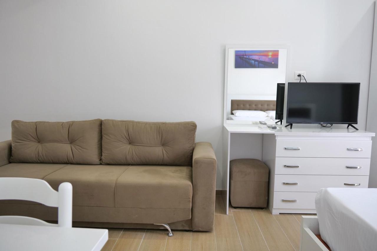 Iljo Apartments Ksamil Exteriér fotografie