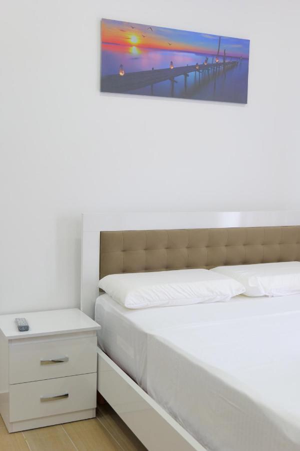 Iljo Apartments Ksamil Exteriér fotografie